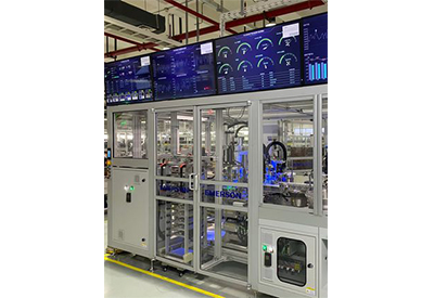 PBUS-27-Emerson-PACEdge-400.jpg