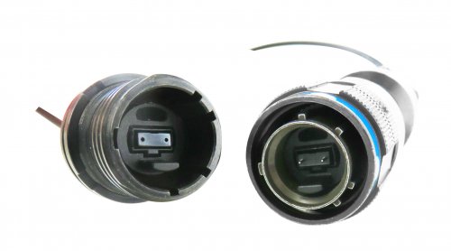 Amphenol: MPO Field TV Connector for Optical Links