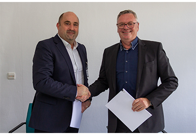 PBUS-44-Siemens-EplanPartnership-400.jpg