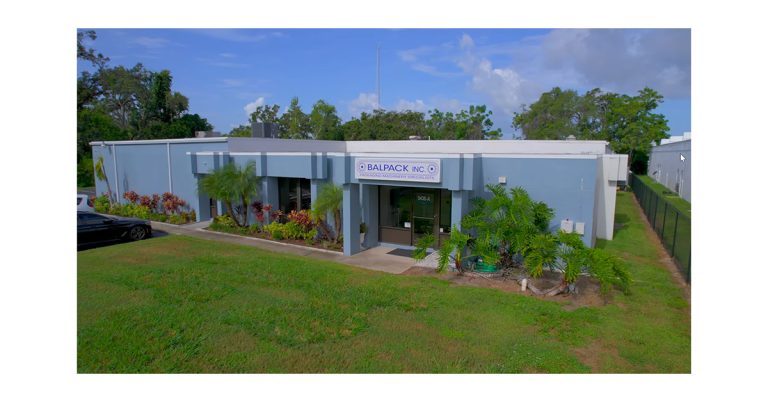 Mitsubishi Electric Automation, Inc. Achieves Precise and Delicate Capping Machine by Providing HMI, PLC, VFD, and Servo Components