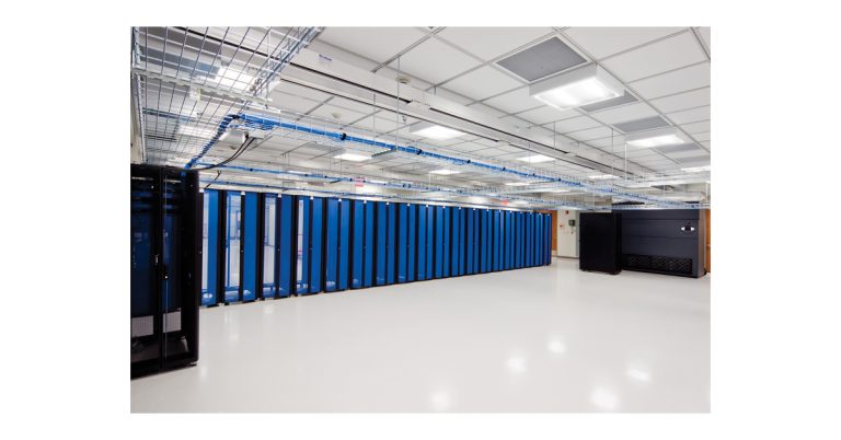 Overcoming Common Cable Management Challenges in Modernizing Data Centers